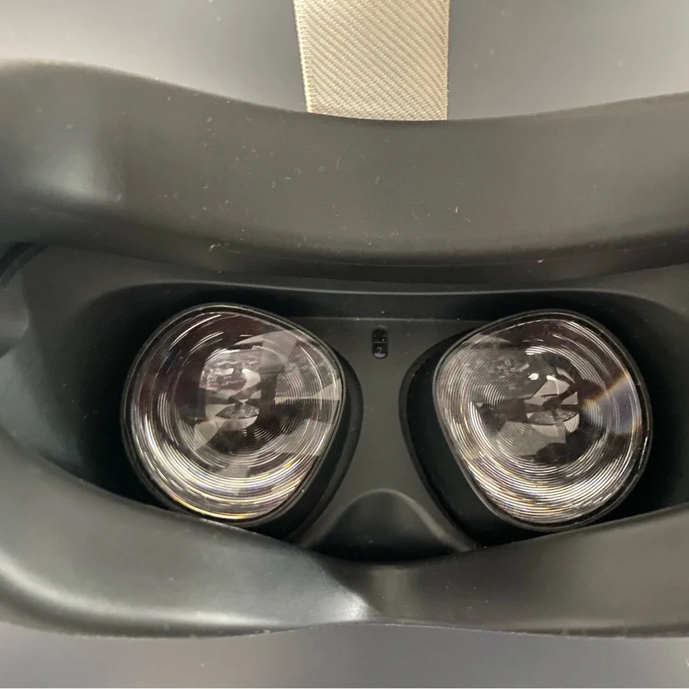 Meta Quest 2: Advanced All-In-One Virtual Reality Headset - 128GB